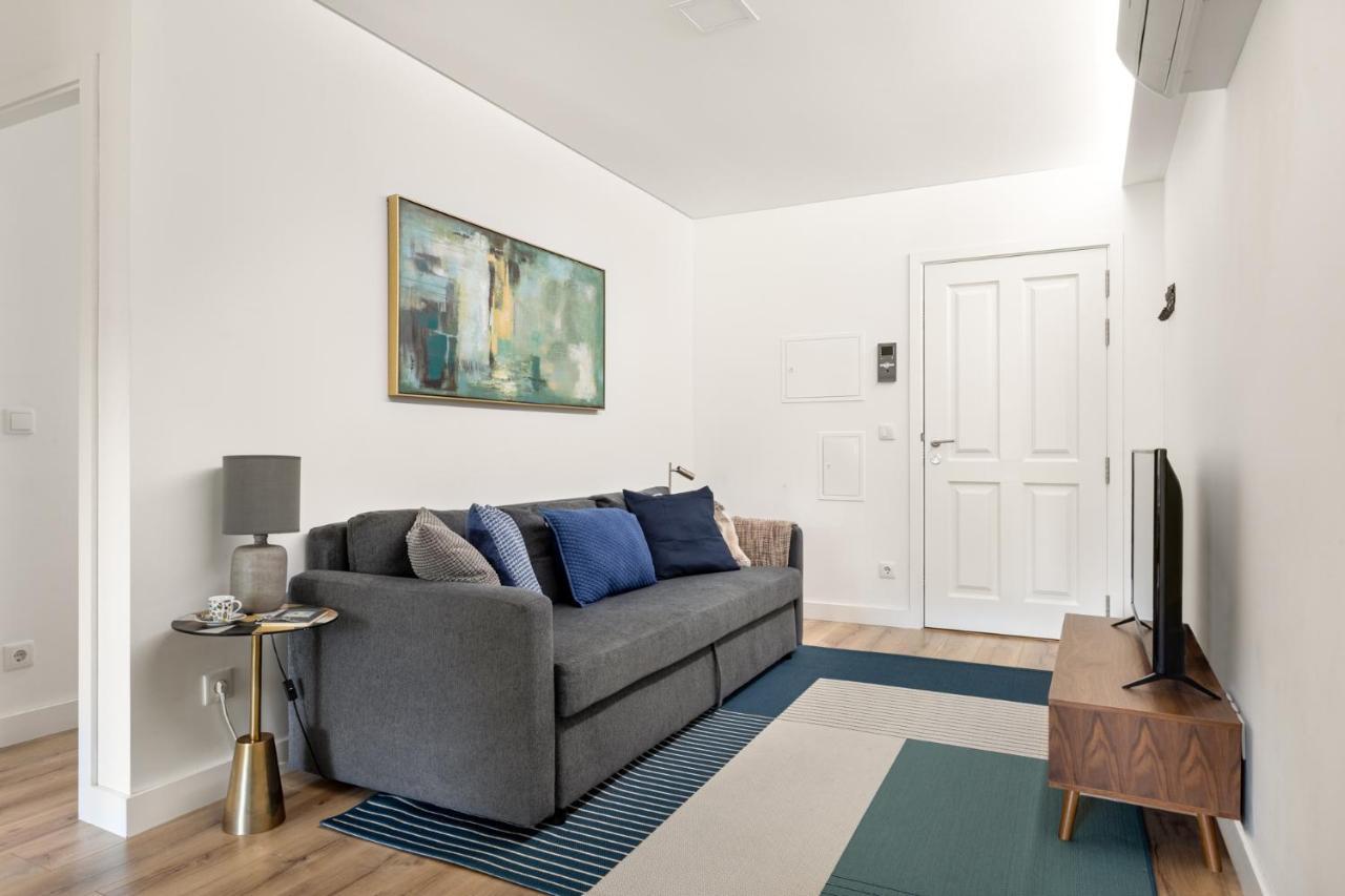 Joivy Chic And Modern Flat Apartment